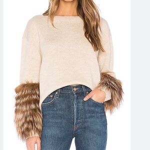 Alice + Olivia Shelia Wool Pullover Sweater Real Fox Fur Cuffs Size Medium Rare